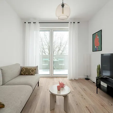 Beige In With Parking And Balcony By Renters Apartament