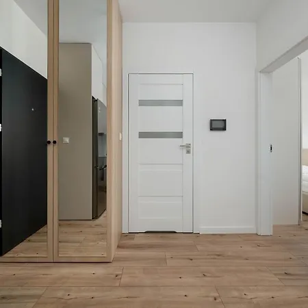 Beige In With Parking And Balcony By Renters Apartamento *